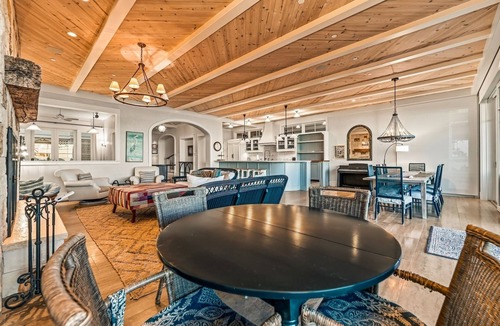 Ventura House | On The Sand, Great For Families Amazing Views, Spa