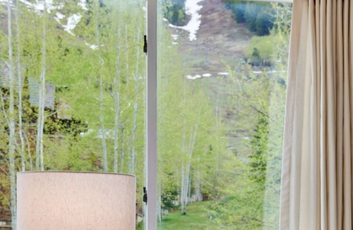 Aspen Condo | One Block to Aspen Mtn & 3 Blocks to Downtown! Covered Parking and Balcony