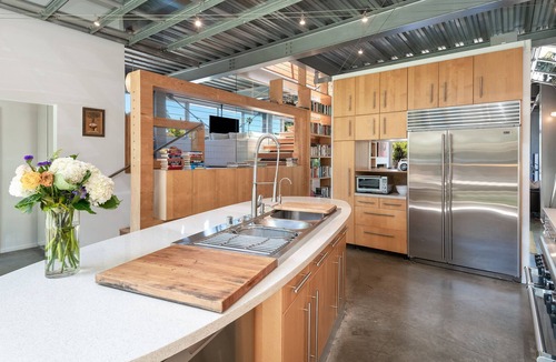 Tree Section House | One Of A Kind