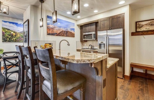 Peak 8 Condo | One Ski Hill Place Luxury 2BR Ski-In/Ski-Out Condo on Peak 8 - Amenities Galore!