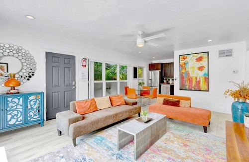 Hendricks and Venice Isles Apartment | Orange Dream on the Water