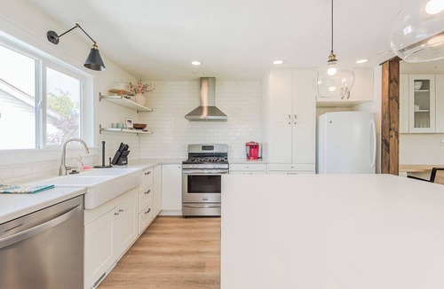 Orem North House | Orem Mountain View Upper | Hot Tub & Movie Theater