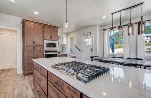 Palmer Lake House | Our Lake House Hot Tub Fire Pit Walk to Lake