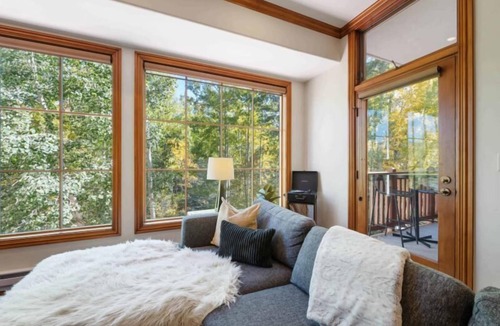 Beaver Creek Condo | Oxford Court 207 - 2 Bedroom plus Den Residence
