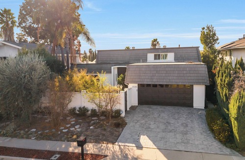 Mission Viejo House | Pacific Pool Villa