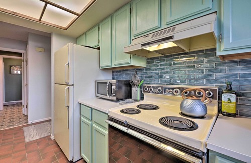 Pagosa Springs Apartment | Pagosa Springs 2-Story Loft Condo w/Deck & Views!