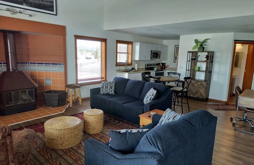 Pagosa Springs Condo | Pagosa Uptown Condo w/Queen Loft. Pet Friendly!