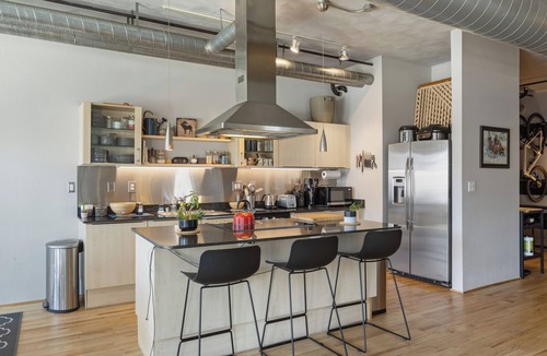 LoDo Condo | Palace Lofts: Stunning Furnished Loft with Balcony Overlooking the City