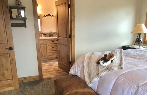 Estes Park House | Panoramic MTN Views / Outdoor Spaces/ Deck Patio/ Grill/NO LODGING TAX ON 30 DAY