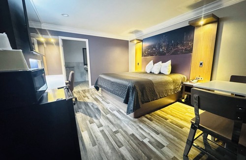 South Montebello Hotel | Paradise Inn