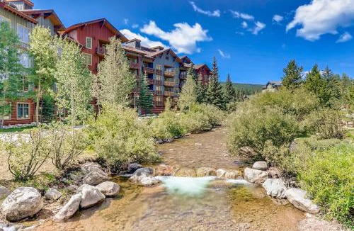 Copper Mountain Village Apartment | Passage Point 405 condo