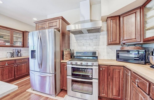 Colorado Springs House | Peaceful Acreage - Front Range Views - Exceptional Quality