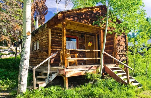 Clark Cabin | Peaceful Cabin near Medicine Bow-Routt National Forest in Columbine, Colorado