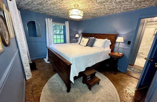 Kirtland Other | Peaceful Historic Home on 10 Acres w/Lake, Barn & Fire Pit - 5 Bedrooms