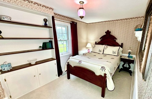 Kirtland Other | Peaceful Historic Home on 10 Acres w/Lake, Barn & Fire Pit - 5 Bedrooms