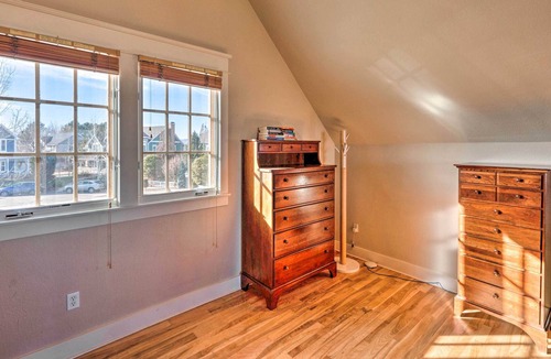 Longmont Apartment | Peaceful Longmont Studio at McIntosh Lake!