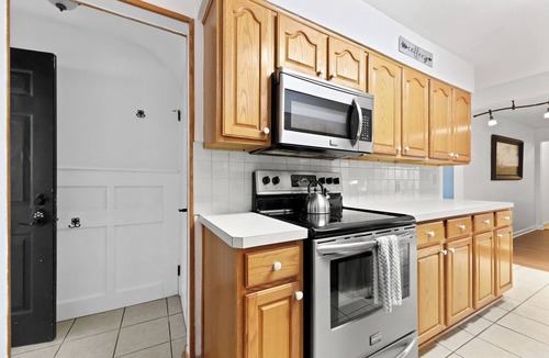 Akron House | Peaceful Portage Lakes Retreat Spacious 3BR on Private 1‑Acre Lot