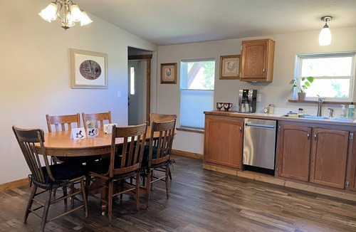 Gunnison House | Peaceful, Private Ranch House with Expansive Views