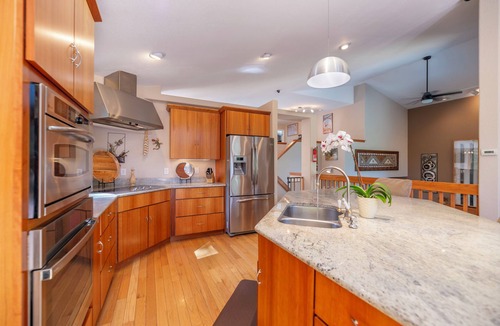 Breckenridge House | Peak 7, dog friendly fenced in yard, hot tub, pool table & dedicated work space