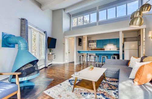 Peak 8 Apartment | Peak 8 Condo - Close to Mountain & Town - Hot Tub & Sauna