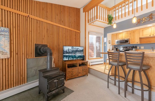Peak 8 Condo | Peak 8 Village Retreat Condo: Great Year-Round Location