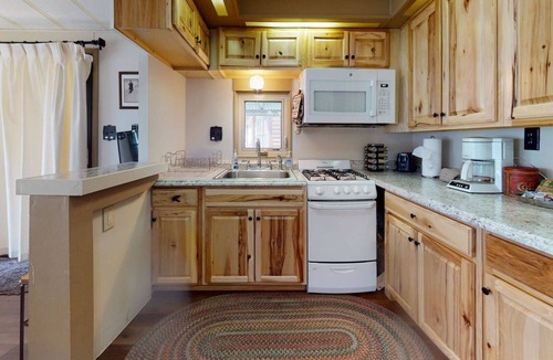 Breckenridge Ski Chalet | Peak Escape | Sleep Number Bed + Clubhouse Perks