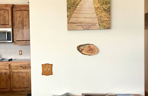 Sunny Hills House | Peak View Retreats Family-friendly, Rocky Mountain National Park Reg. 3230