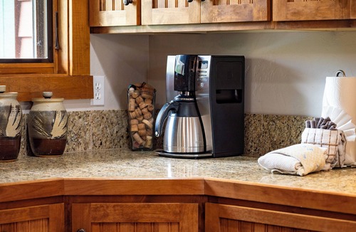 Bear Crossing House | Peaks, Pines & Hot Tub Soaks