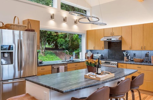 West Ridge House | Perch - Cozy Vino Valley Vista Home with views & parking