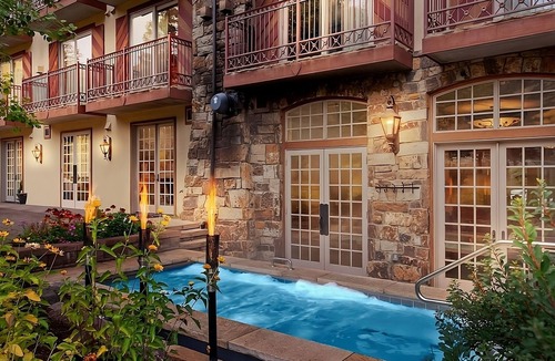 Vail Hotel | Perfect Getaway! Close to Eagle Bahn Gondola w/Hot tub and Parking!