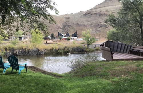 Salida House | Perfect Location! On the River, Downtown Salida! Dogs Welcome (STR-0258)