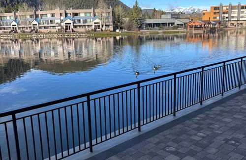 Keystone Apartment | Perfect Peace by the Lake