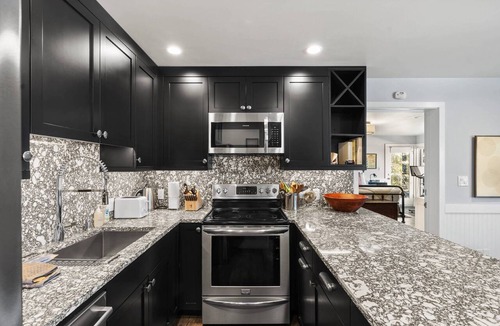 Snowmass Village Condo | Perfect Snowmass Getaway! 2 Balconies W/Great Views, Gas Grill, Pool/HT, Gas FP, W/D & Parking