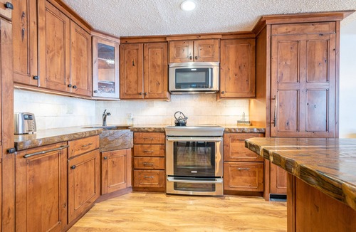 East Village at Copper Condo | Perfect view of Super Bee, ski-in/out, wonderful sunlight, free WiFi, parking