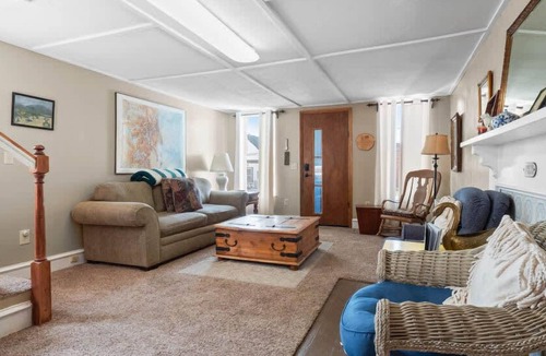 Leadville North House | Pet-Friendly 2BR, Fenced Yard — Block off Harrison Ave, Downtown Leadville