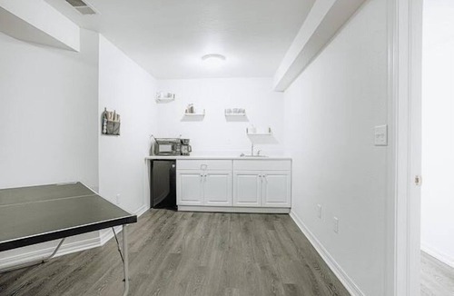 Longmont House | Pet Friendly 3-bedroom townhome close to Boulder, Denver and Rocky Mountain