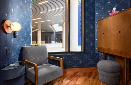 Cole Apartment | Pet Friendly + Amazing Amenities | Hot Tub Access