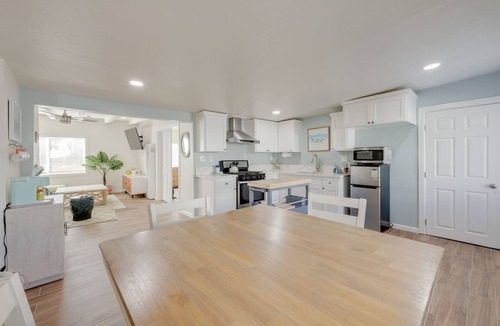 Cayucos House | Pet-Friendly Cayucos Home: Walk to Public Beach!