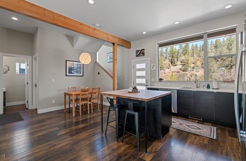 Durango House | Pet Friendly, Central A/C, 5 Minutes to Downtown!