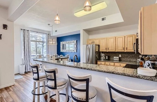 Silverthorne House | Pet Friendly, Spacious Home, Incredible Views, Private Hot tub 152