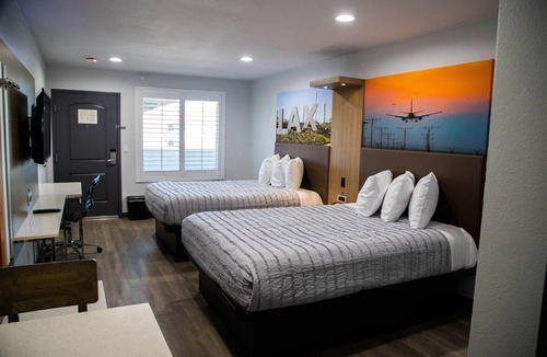 El Rancho Hotel | Pico Rivera Inn and Suites