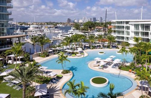 17th Street Causeway Hotel | Pier Sixty-Six