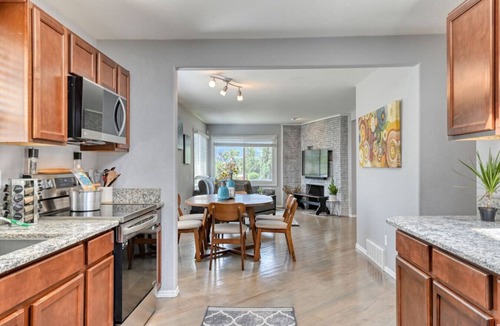 Central Colorado Springs House | Pikes Pk Panorama-View/2 Living Rms/Near Downtown