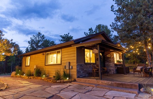 Florissant Cabin | Pine Ridge - Memories are made here!