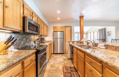 Keystone Condo | Pines #2059