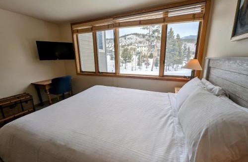 Keystone House | Pines 2167 by SummitCove Lodging in Colorado