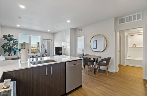 Santa Clara Apartment | Placemakr Santa Clara
