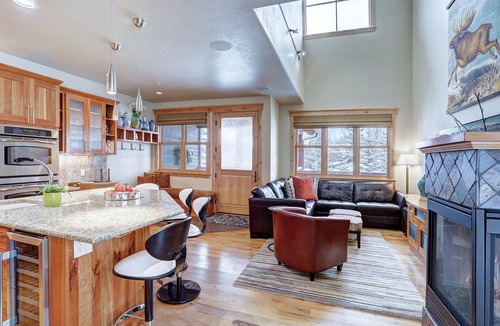 Historic District House | Placer Ridge Lookout: Great Views - Private Hot Tub.