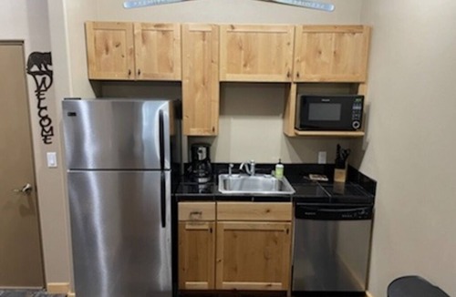 Taos Ski Valley Condo | Plan your Vacation at our Enchanted Condo 1.5 miles from Taos Ski Valley