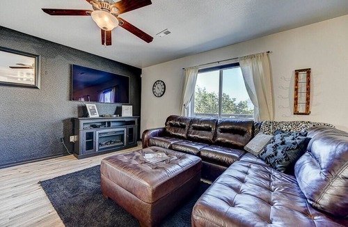 Southeast Colorado Springs House | Play & Connect: Whiskey Mountain Manor